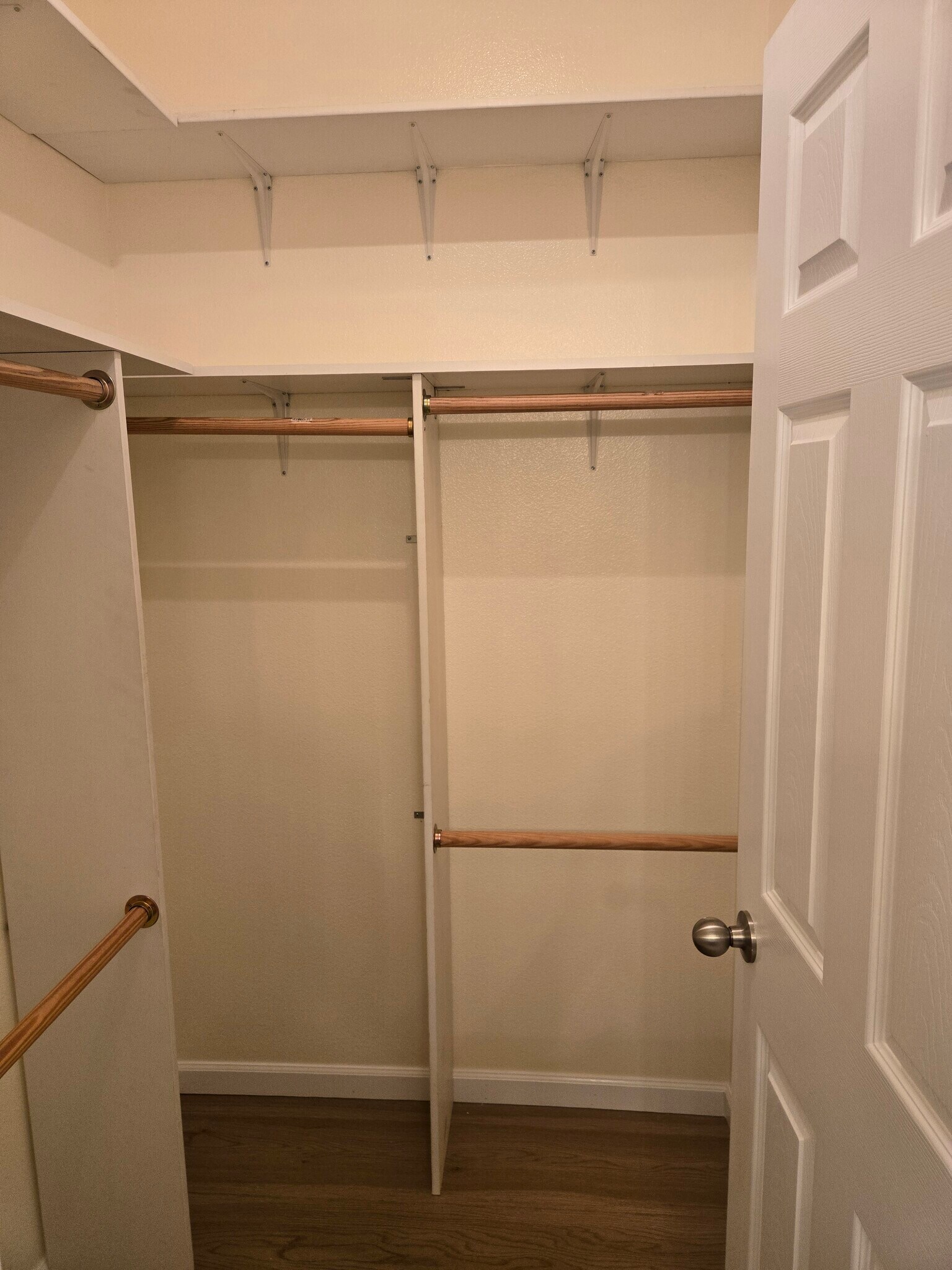 Walk-in closet - 1060 S 3rd St