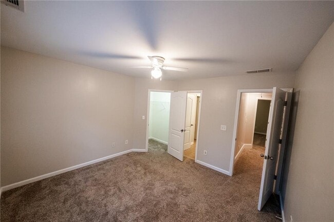 Building Photo - 1949 Point River Dr