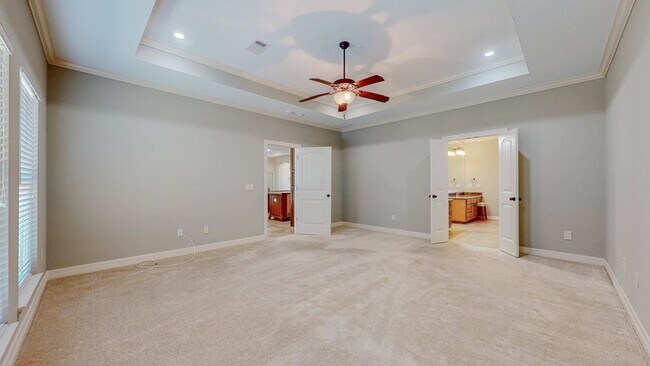 Building Photo - 313 Winding Brook Dr