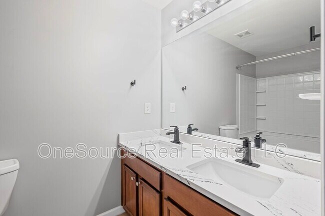 Building Photo - 1653 Liberty Pky NW