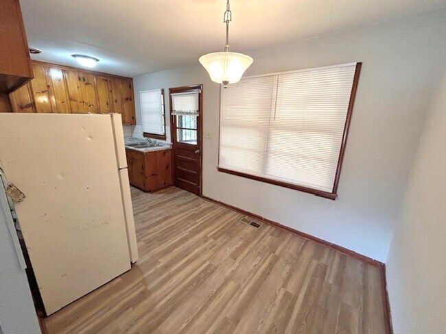 Building Photo - Charming 3-Bedroom Home in Huntsville