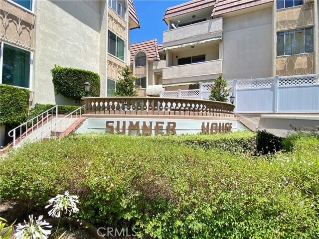 Primary Photo - 5625 N Sumner Way