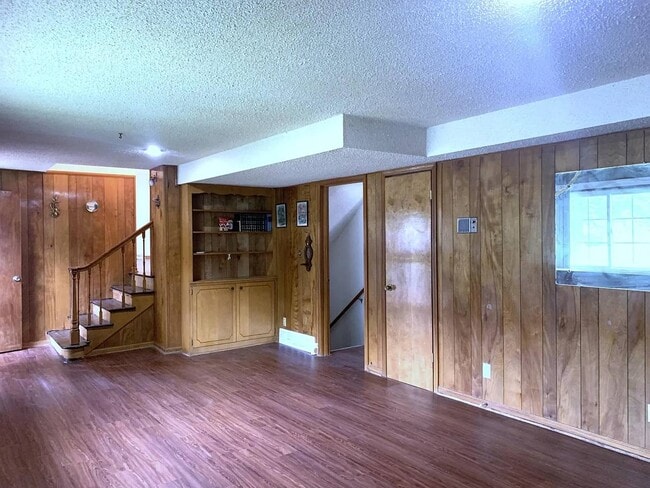 Building Photo - 4519 E 110th Terrace