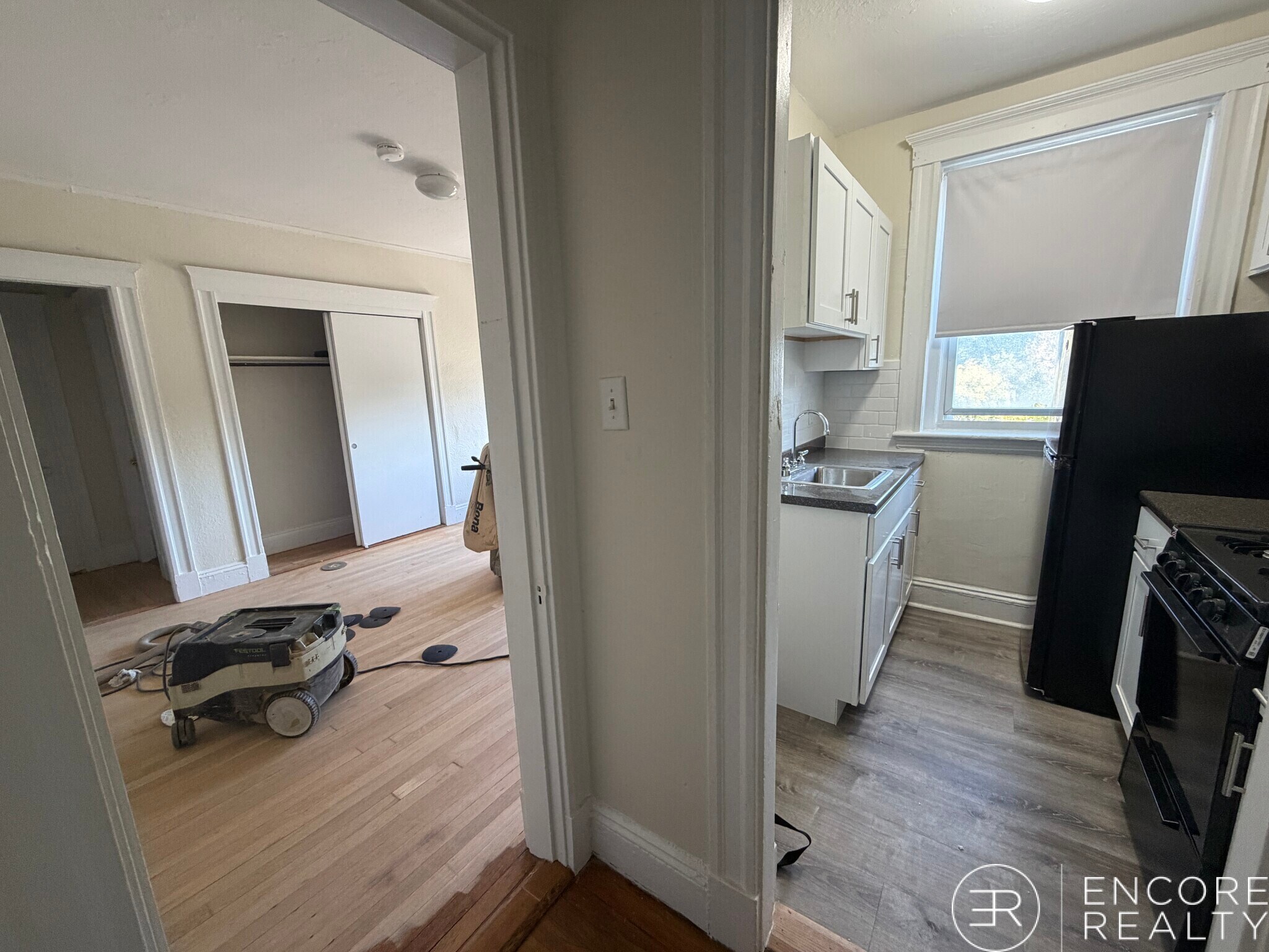 Building Photo - 2 Charlesgate W