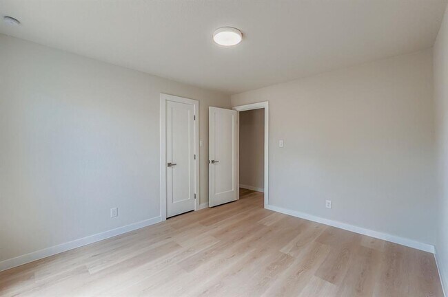 Building Photo - 7806 Whitsun Dr