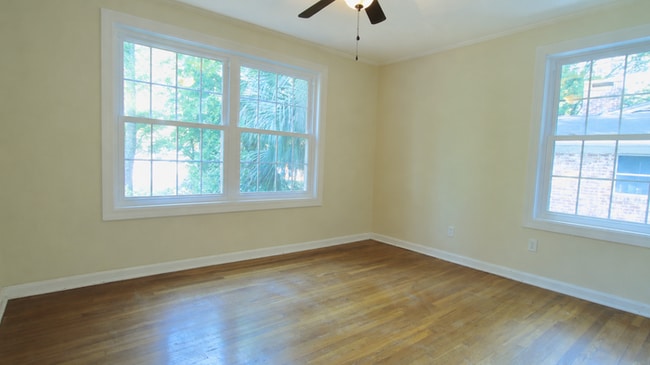 Building Photo - 1554 Geraldine Dr