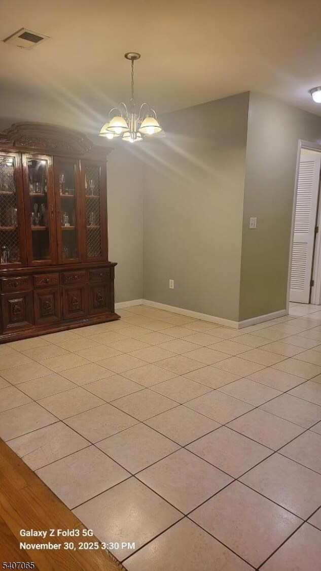 Building Photo - 306 1st St