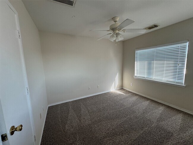 Building Photo - 21835 Mossy Field Ln