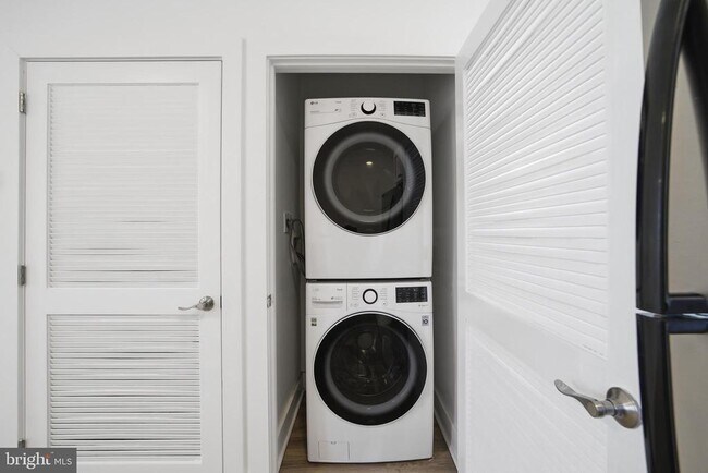 Building Photo - 3624 N 19th St