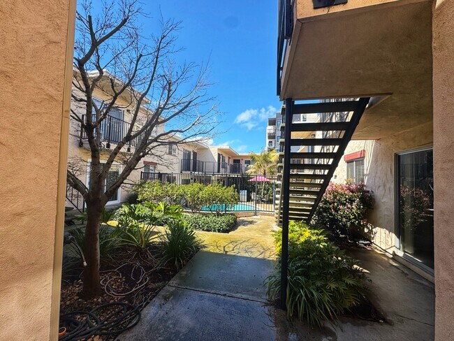 Building Photo - 3966 Cleveland Ave