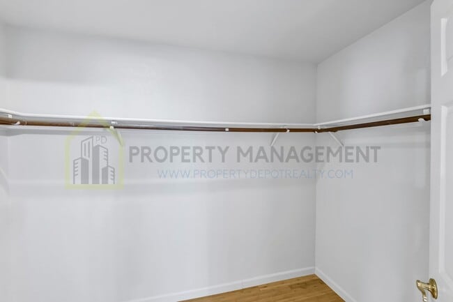 Building Photo - Spacious 4-Bedroom Home for Rent - $2800/m...