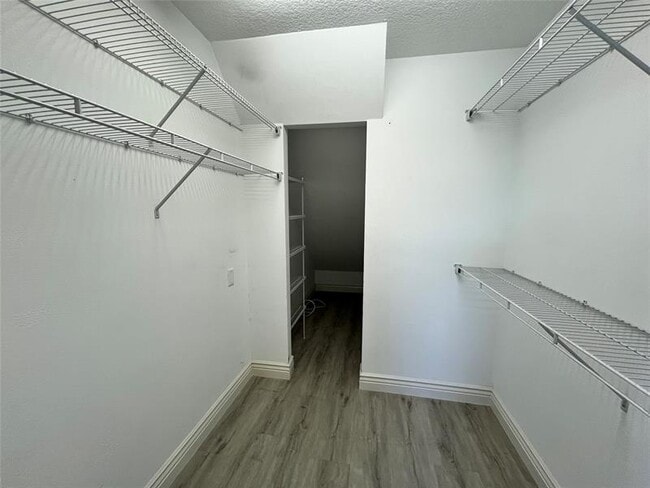 Building Photo - 5120 Coronado Ridge