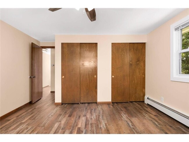 Building Photo - 1334 Hillcrest Dr NE