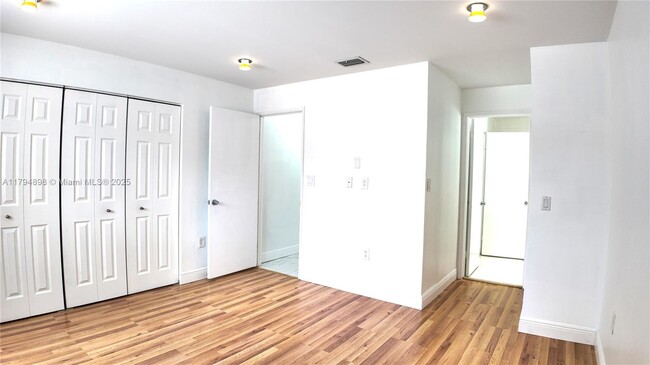 Building Photo - 14905 SW 80th St