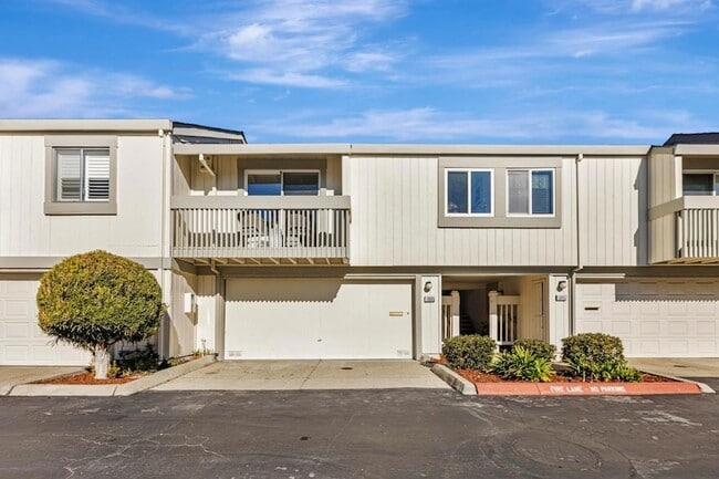 Building Photo - 10995 Northseal Square