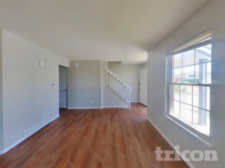 Building Photo - 7340 Windy Peak Dr