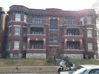 Building Photo - 5798 Pershing Ave