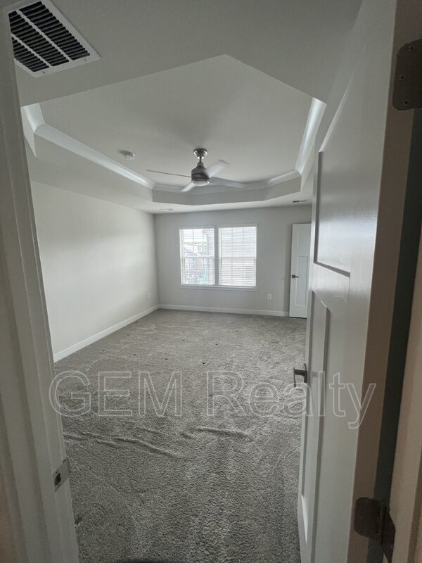 Building Photo - 1101 Rampart Dr