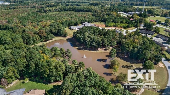 Building Photo - Beautiful Home in Beaver Creek