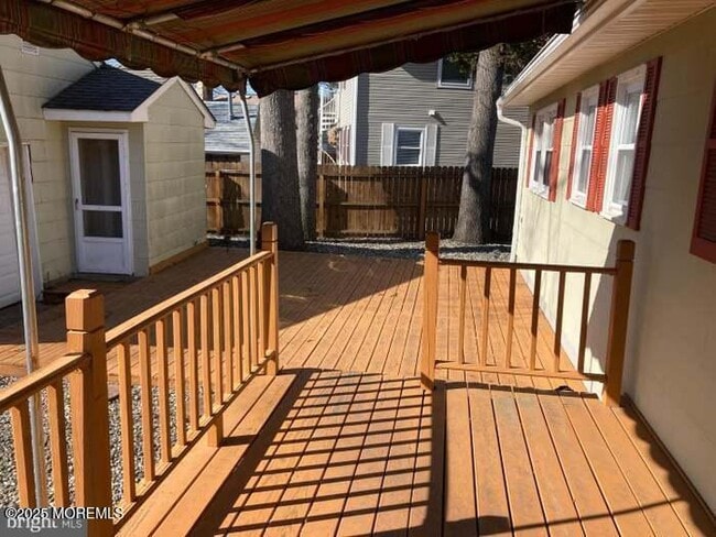 Building Photo - 60 Edwards Rd