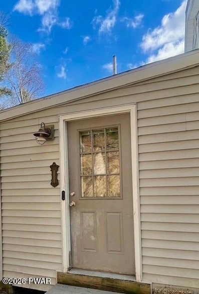 Building Photo - 112 Maurauder Ln