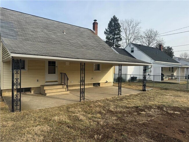 Building Photo - 4br Home for rent in Bethlehem PA