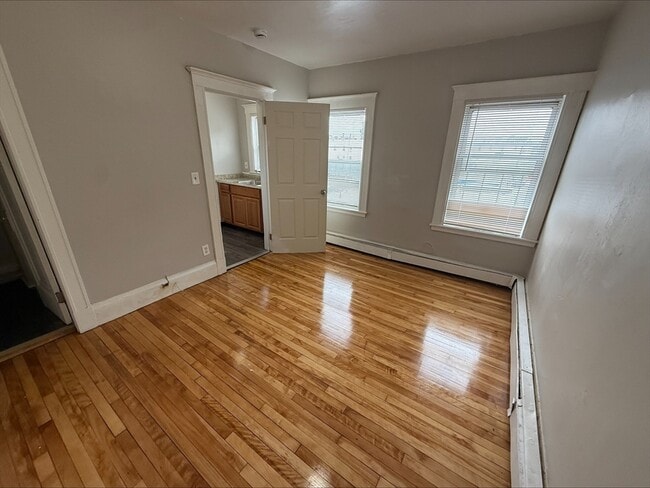 Primary Photo - 2 Kingsley Terrace