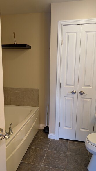 Master Bathroom - 30 East Central Pky