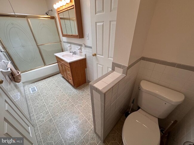 Building Photo - 12032 Millbrook Rd