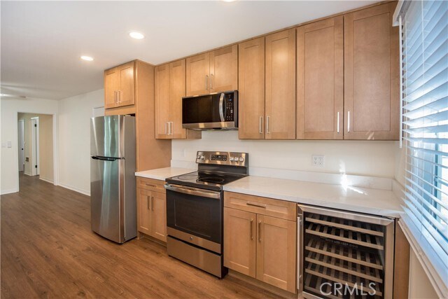 Building Photo - 2097 Orange Ave