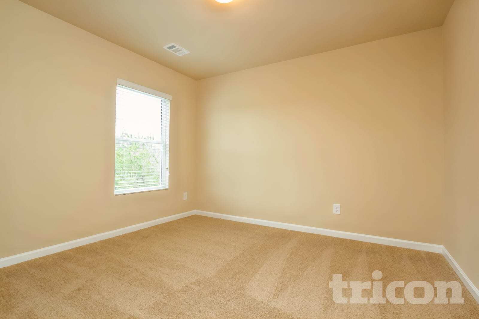 Building Photo - 114 Hayes Park Dr