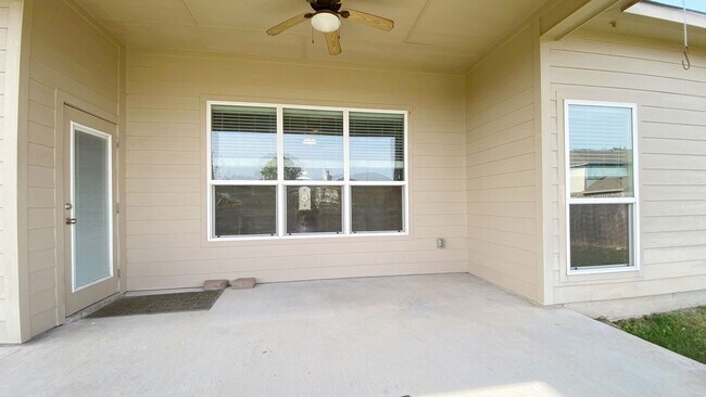 Building Photo - Temple Neighborhood with Community Pool an...