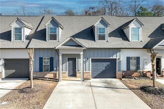 Building Photo - 3770 Shades Valley Ln