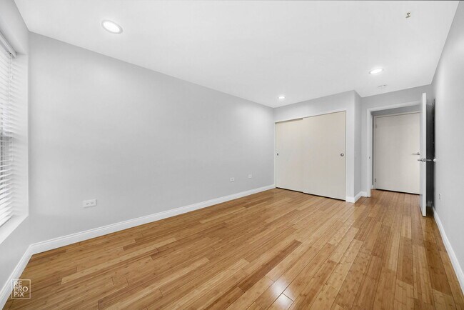 Building Photo - 1800 Dewes St