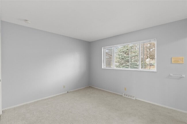 Building Photo - 4645 Tauneybrook Dr