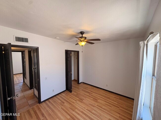 Building Photo - 7148 Villa Hermosa Dr