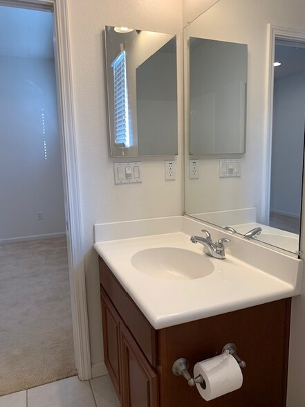 Building Photo - 7824 Stoneleaf Rd