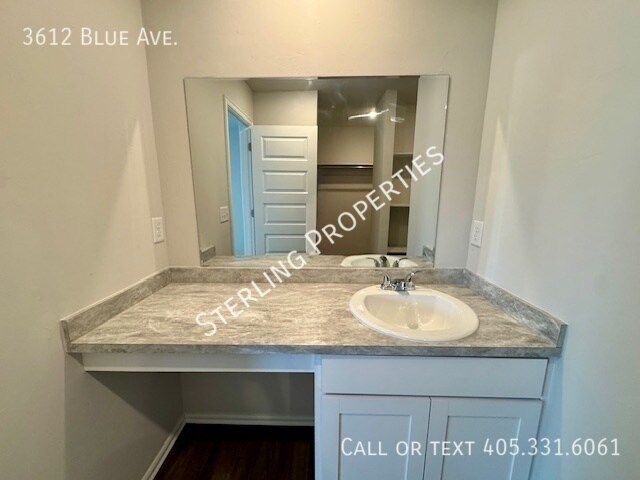 Building Photo - 3612 Blue Ave