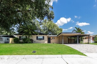 Building Photo - Inviting 3 Bedroom Ranch in Lakeland, FL