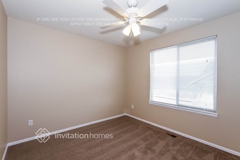 Building Photo - 392 Balsa Dr