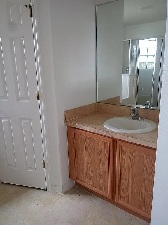 Building Photo - 148 Columbia Dr