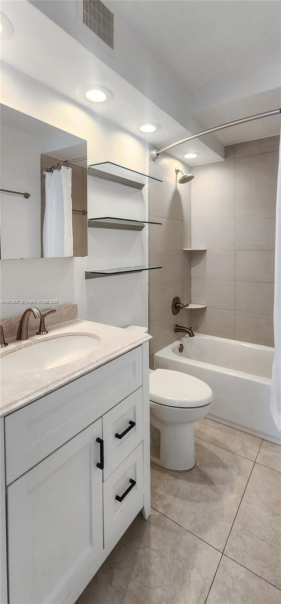 Building Photo - 800 West Ave