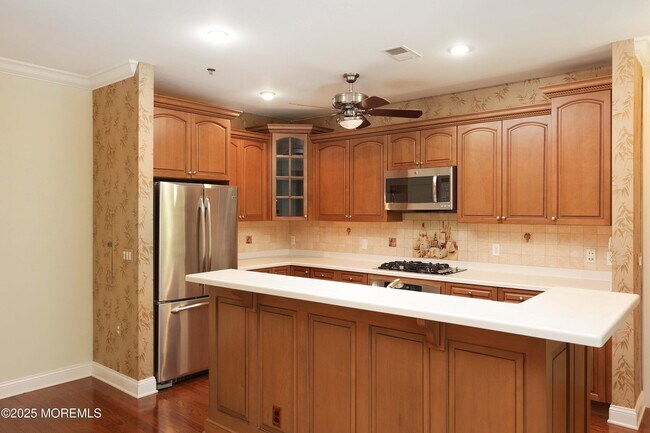 Building Photo - 2211 Xanadu Lane