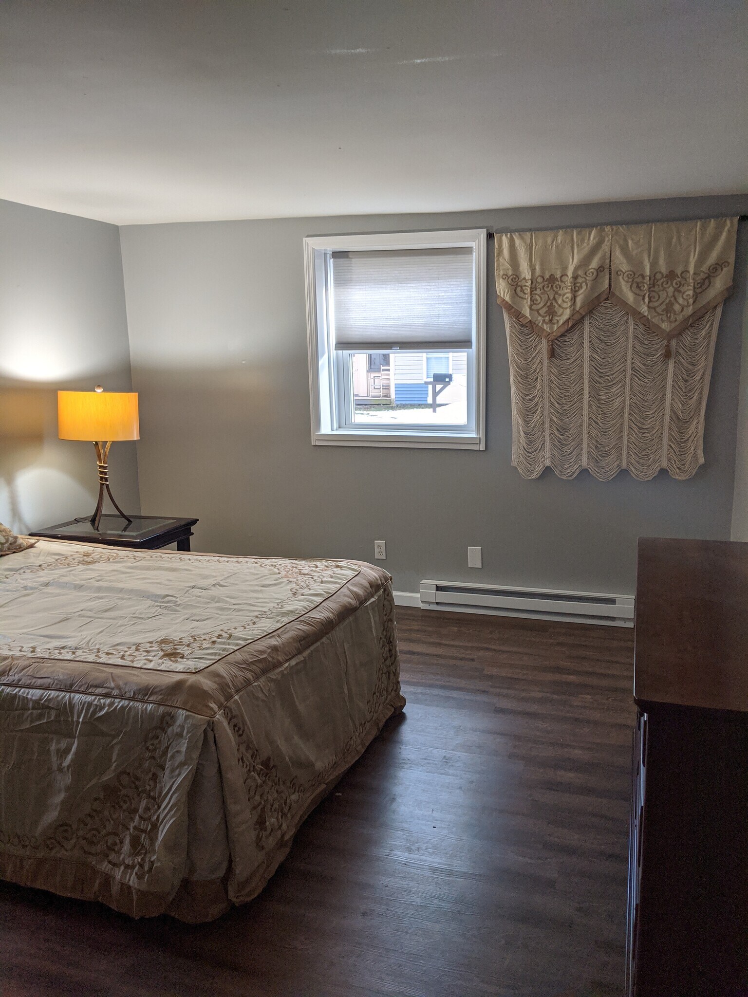 Bedroom 2 - 13 W Market St