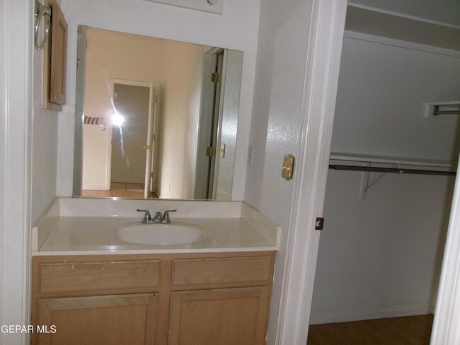 Building Photo - 118 Tierra Vista Dr