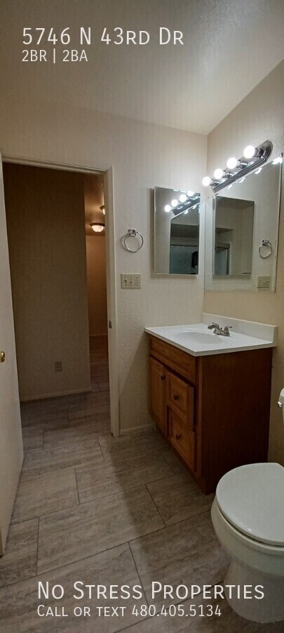 Building Photo - 5746 N 43rd Dr