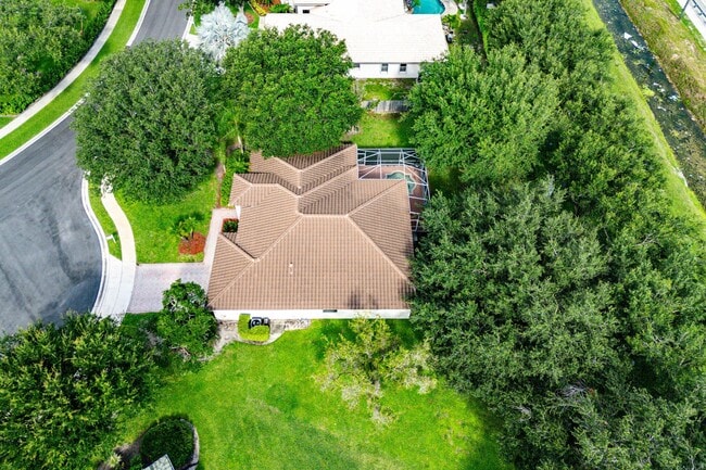 Building Photo - 4378 Danielson Dr