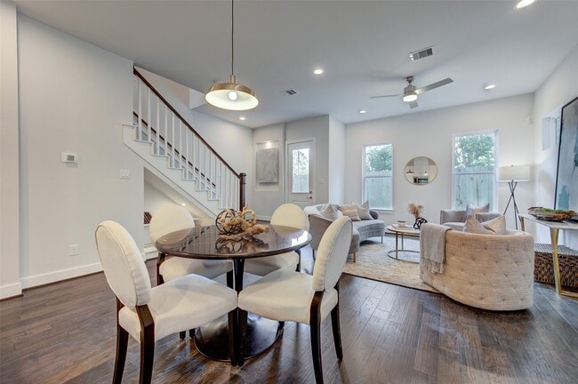 Building Photo - 853 Mansfield St