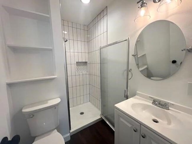 Building Photo - Imperial Beach - Newly Renovated Bungalow