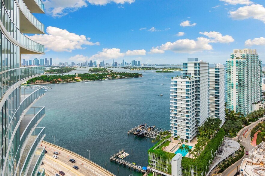 Building Photo - 450 Alton Rd